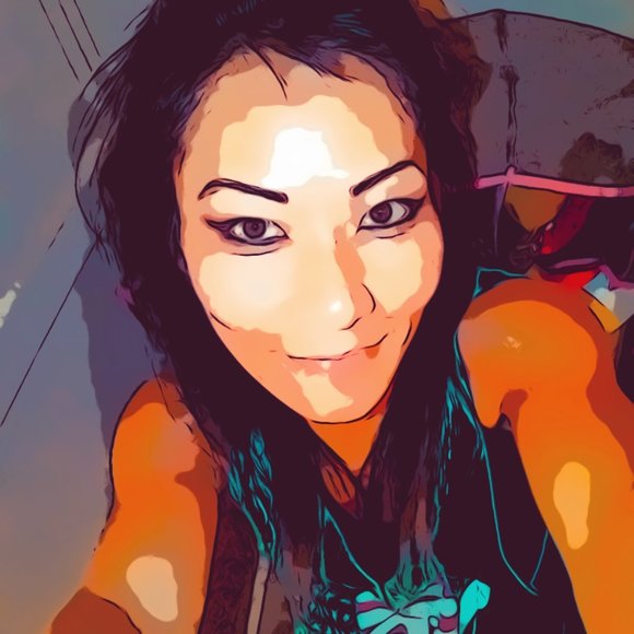 Meet your Posher, Cyndi - Picture 2 of 6